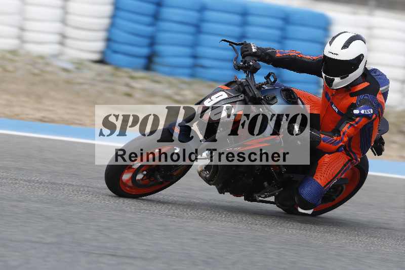 /02 28.-31.01.2025 Moto Center Thun Jerez/blau-blue/96